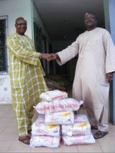 Alhaji Hearts receives donation from Alhaji Sanni Thomas
